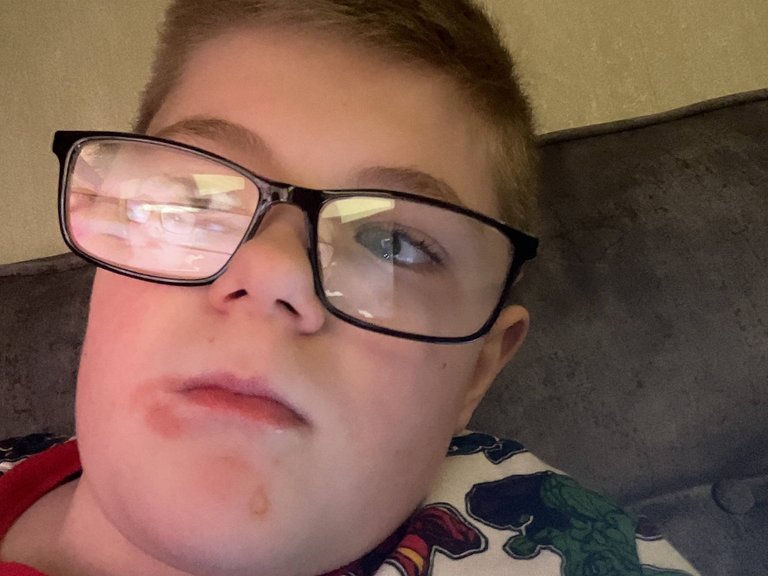 user-community-background